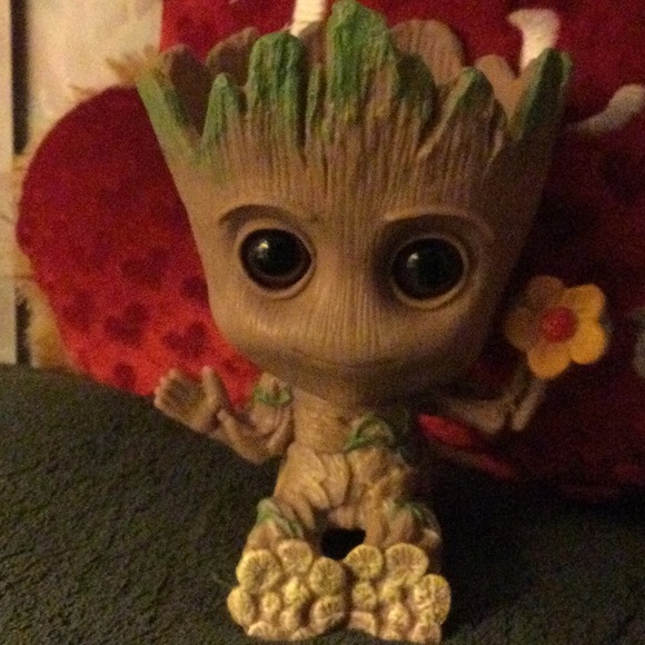 Baby Groot planter - Picture 3 of 3